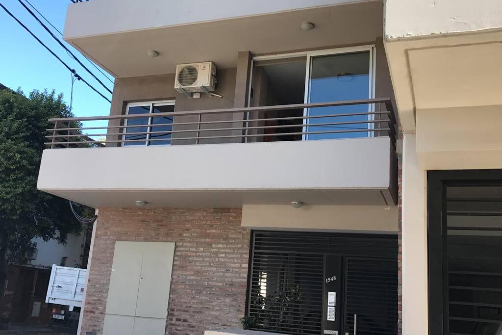 Apartment Crespo 1548 1piso Ascensor Cochera Rosario